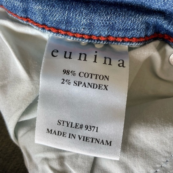 TheMogan Frankie Low Rise Girlfriend Distressed Light Wash Denim Jeans Size 11 - Picture 6 of 10